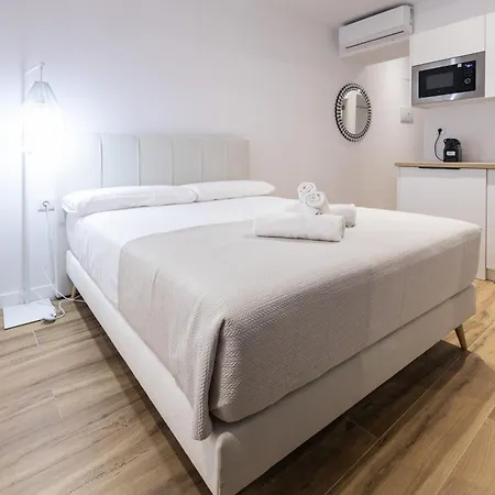 Lola By Concept Flats 4* Valencia