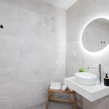 Florit Flats - The Monteolivete * Valência