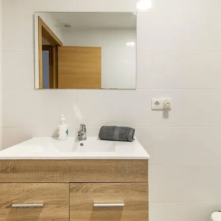 Vivienda Junto A Ruzafa - 12 Pax Y Mas Apartament Walencja