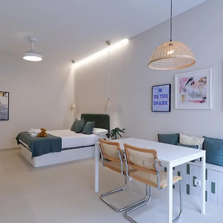 Osito Hub - Esteban Ballester Lejlighed *