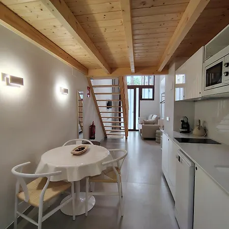 Mandarina - Unique In *