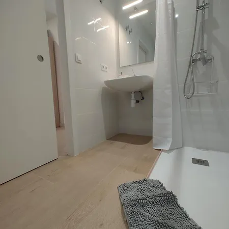 New Flat With Ac And Wifi * Valencia