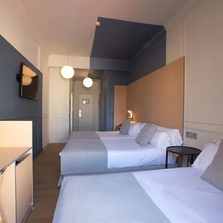 Olympia Consul Del Mar