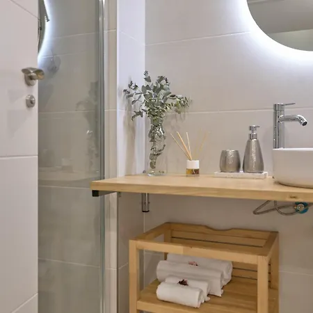 Apartment Romantic Roig Arena N9 By Virkin