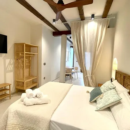 Pepitos House شقة