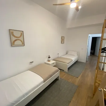 Travel Habitat Bioparc アパート