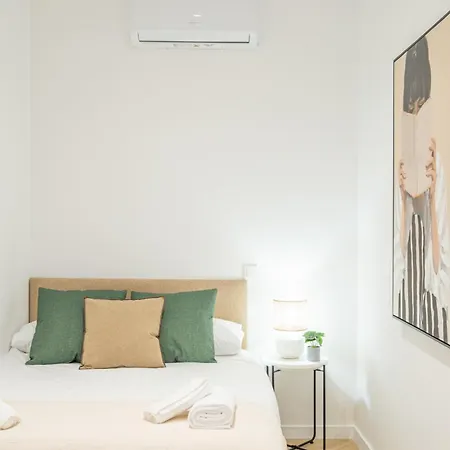 Flats Poeta Serrano * Valencia