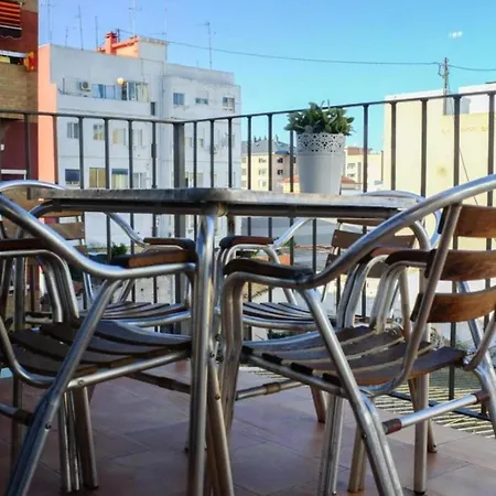 아파트 Beautiful Penthouse With Two Terraces Near The Sea *
