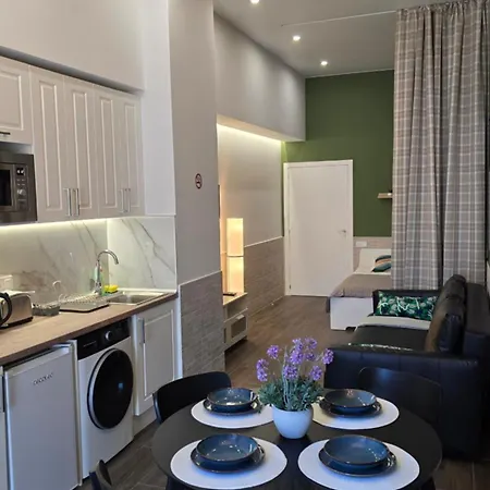 Arena Legacy Modern Suits *