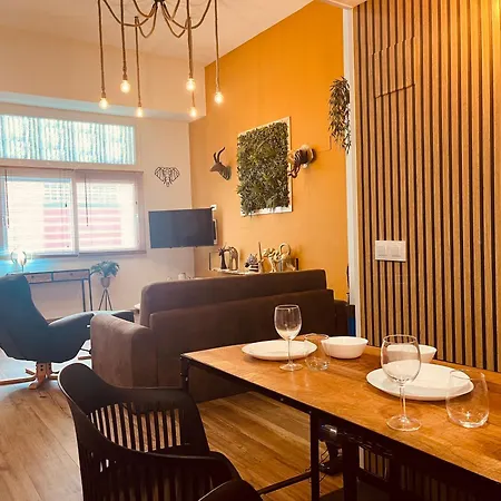 Duplex Tipo Loft De Estilo Selvatico Y Safari, Con Encanto Y A Pasos Del Mar דירה ולנסיה