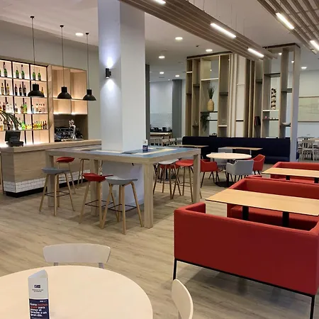 Express Ciudad De Ciencias By Ihg Valencia