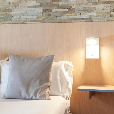 Olympia Consul Del Mar