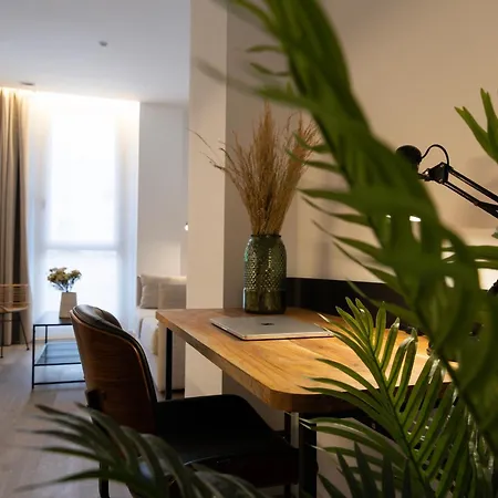 Demetrio By Alma 瓦伦西亚