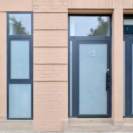 Romantic Roig Arena N3 Virkin * ולנסיה