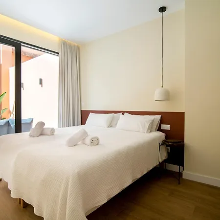 Daire Moderno Con Terraza En El Centro *