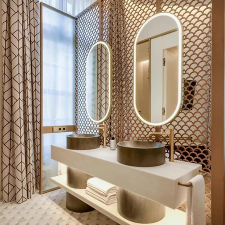 Grand Centenari, Valencia, Autograph Collection Hotel 5*