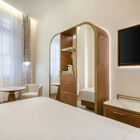 Hotel Grand Centenari, Valencia, Autograph Collection