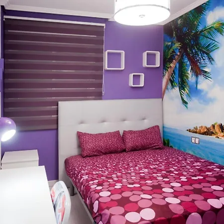 Apartment 4-bed Sleeps 7 Free Parking Valencia
