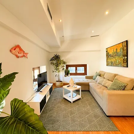 Apartamento Bonito Cerca De La Plaza De La Virgen *