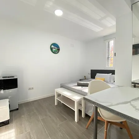 Gypsy Budget Shared Flat Валенсия