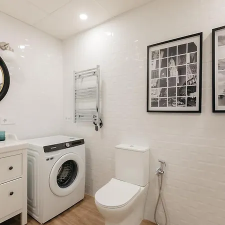 New! Comfort And Style Steps From Everything Apartamento *