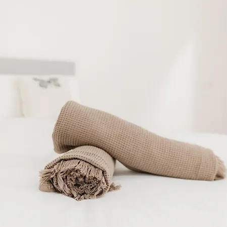 New! Comfort And Style Steps From Everything * Valência