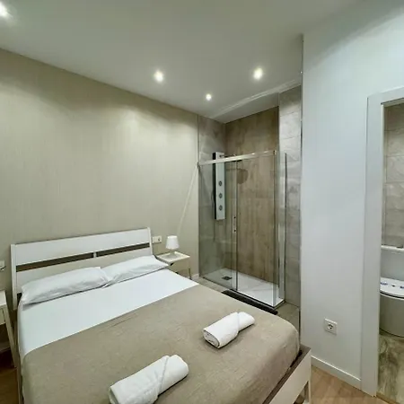 Reino Vlc - Centrico Y Amplio Piso * Валенсия