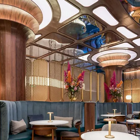 Grand Centenari, Valencia, Autograph Collection Hotel 5*