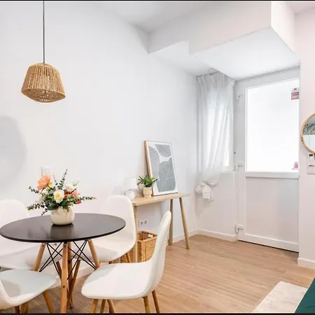 Lugre, Lovely Flat Close To Center