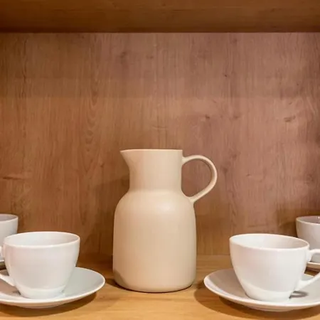 Апартаменты Lugre, Lovely Flat Close To Center *