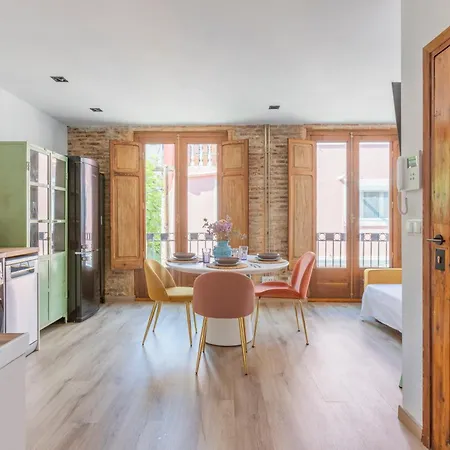 Appartement Luxury New 10 Min Walk To The Beach, Late Checkout