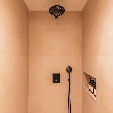 Saristays Luxe Touch Apartment