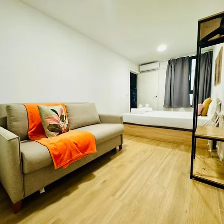 Ori B & Spacious Flat Close To The Center Apartament *