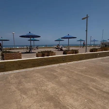 1st Line Direct Access Private Parking * Valencia