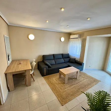 1st Line Direct Access Private Parking Valencia