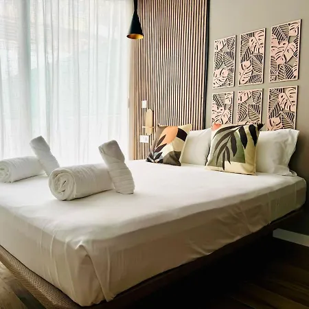 Planas 2 Design & Spaciousness With Terraza In Ruzafa Soho Apartment Valencia