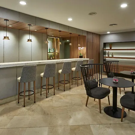 Hotel Istay By Nh Ciudad De