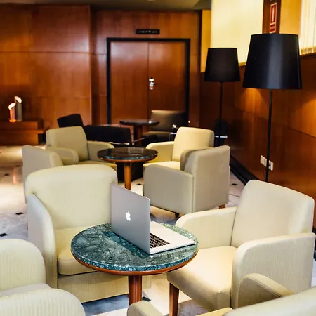 Hotel Malcom And Barret Valence