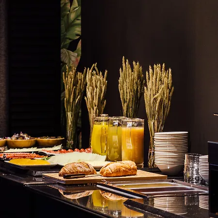 Hotel Malcom And Barret