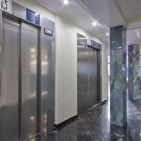 Otel Venecia Plaza Centro