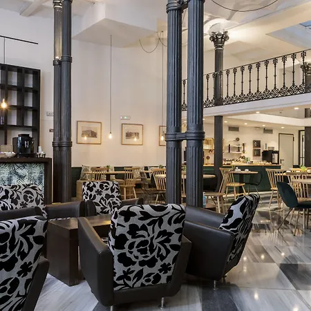 Otel Petit Palace Plaza De La Reina