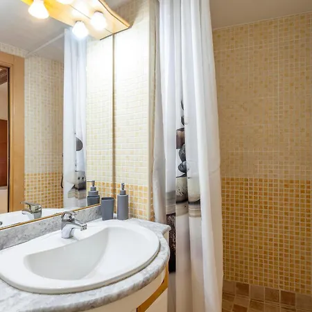 1 Bedroom Mercado דירה ולנסיה