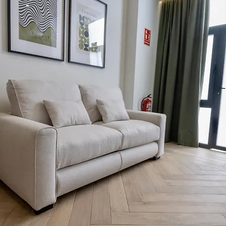 Boutique - One Tower