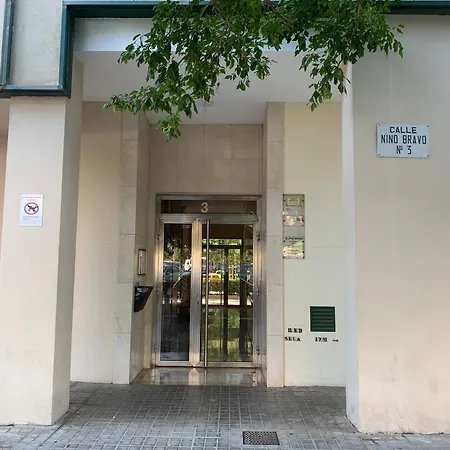 Atico Ciudad De Ciencias Terraza Y Parking Apartament