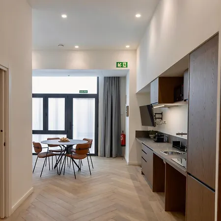 Boutique - One Tower