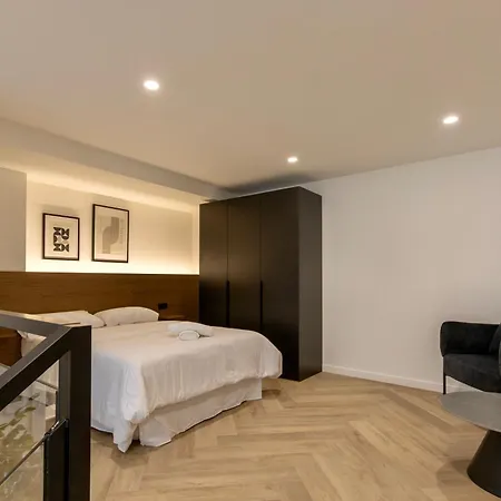 Boutique - One Tower *