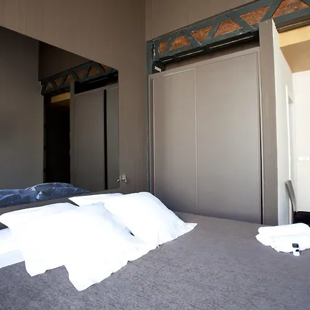 Cosy Embajador Βαλένθια