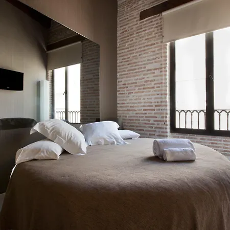 Cosy Embajador Βαλένθια