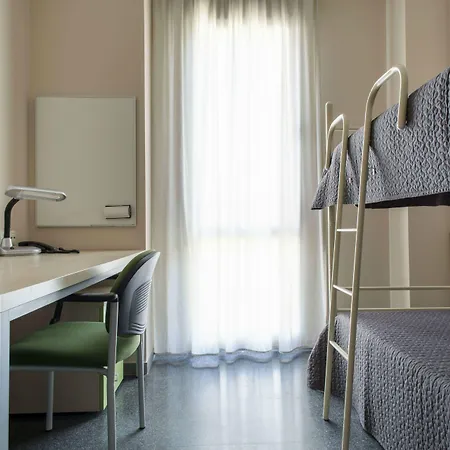 Апартаменты Residencia Universitaria Resa Damia Bonet