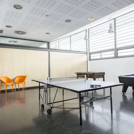 Residencia Universitaria Resa Damia Bonet Апартаменты Валенсия